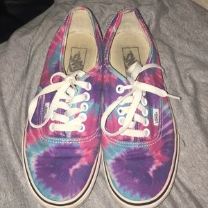 Tie dye VANS 💜💙💗 EUC